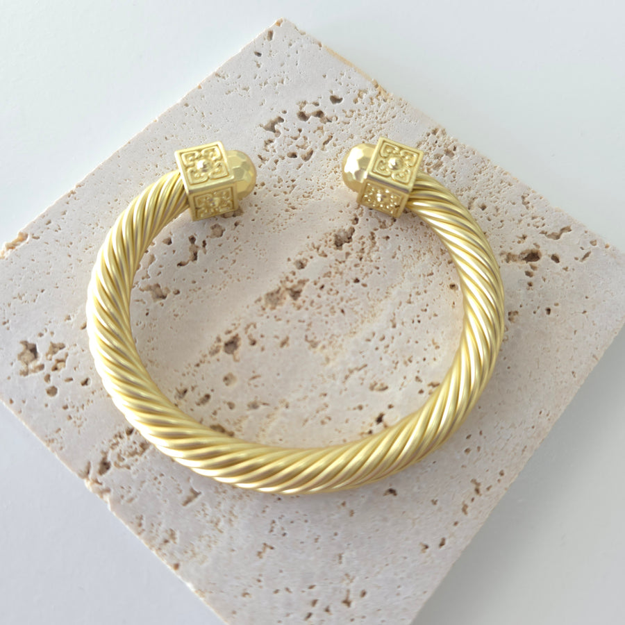 Cleo Bangle