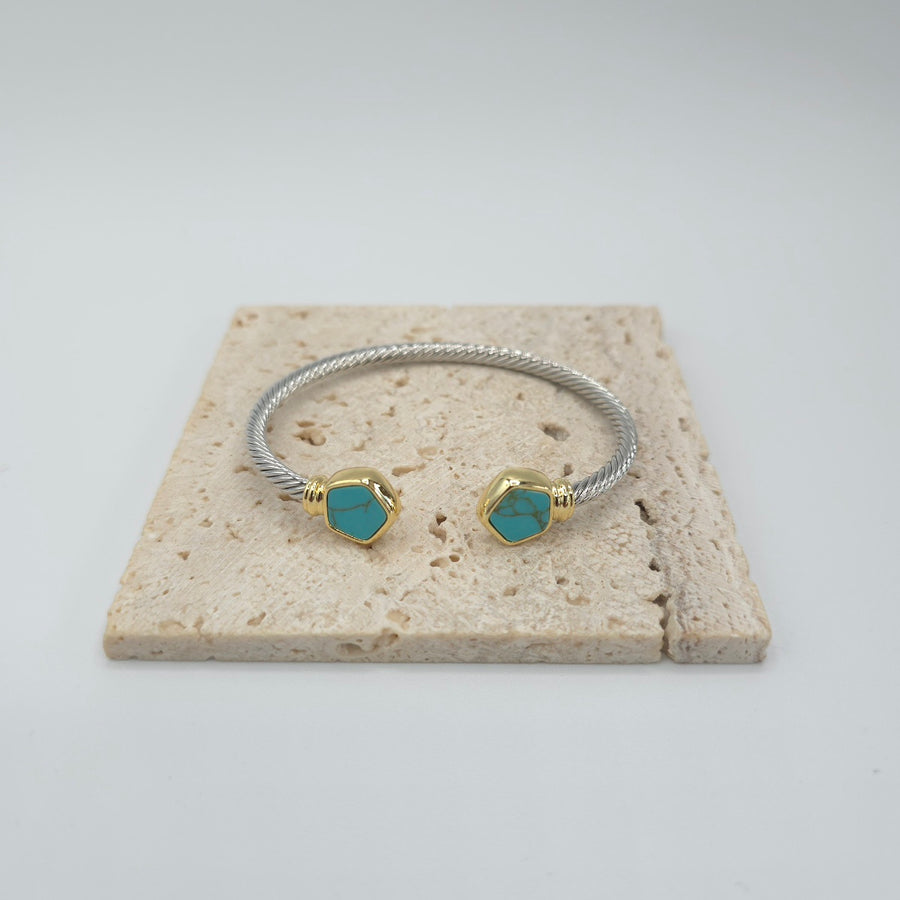 Rebeca Bangle