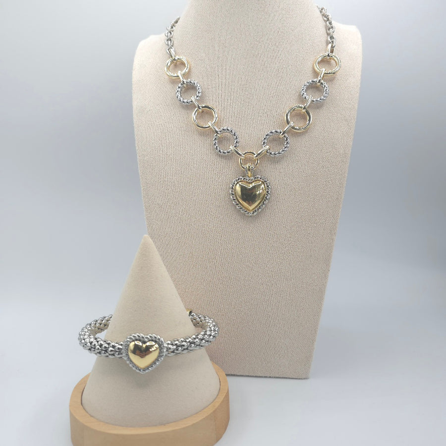 Zully Necklace