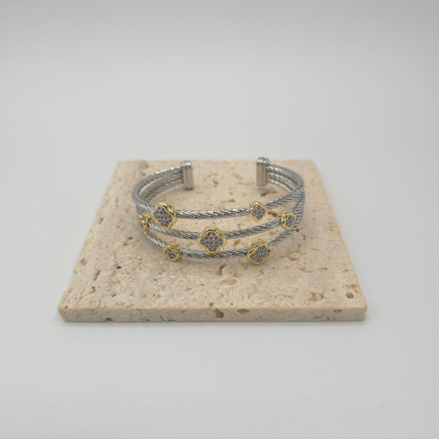 Yvette Bangle