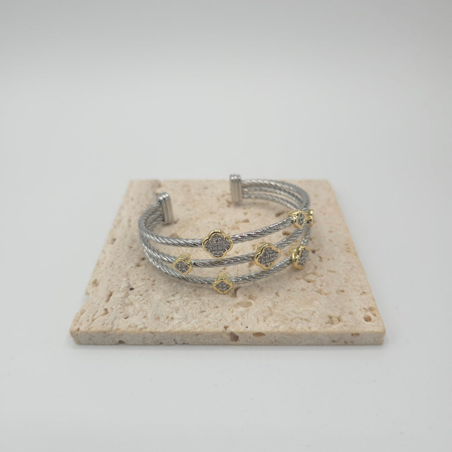 Yvette Bangle