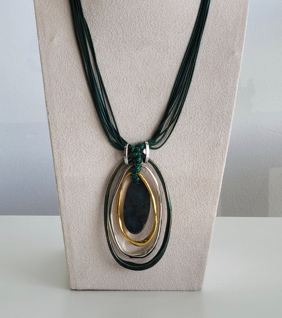 Ainara Necklace