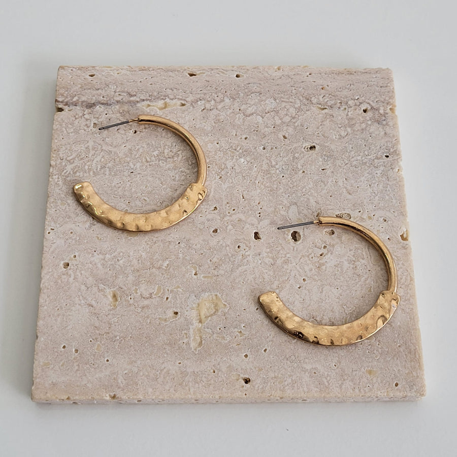 Sara Hoop Earrings