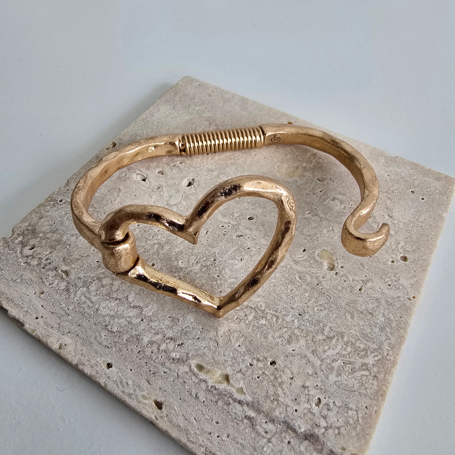 Classy Heart Bangle