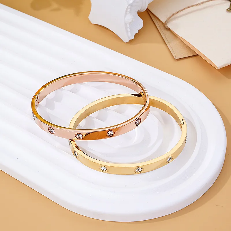 Carty Bangle