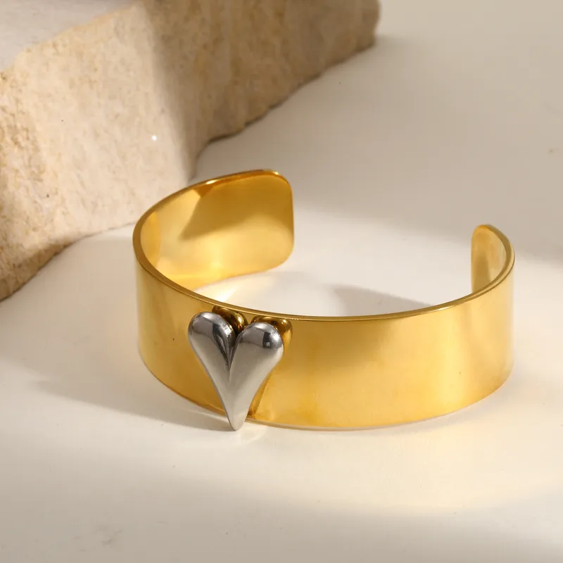 Heart Chunky Cuff