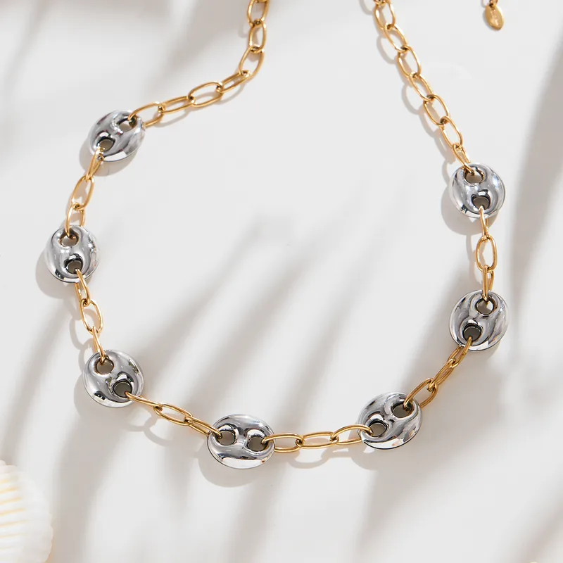 GG Pig Nose Necklace