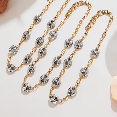 GG Pig Nose Necklace