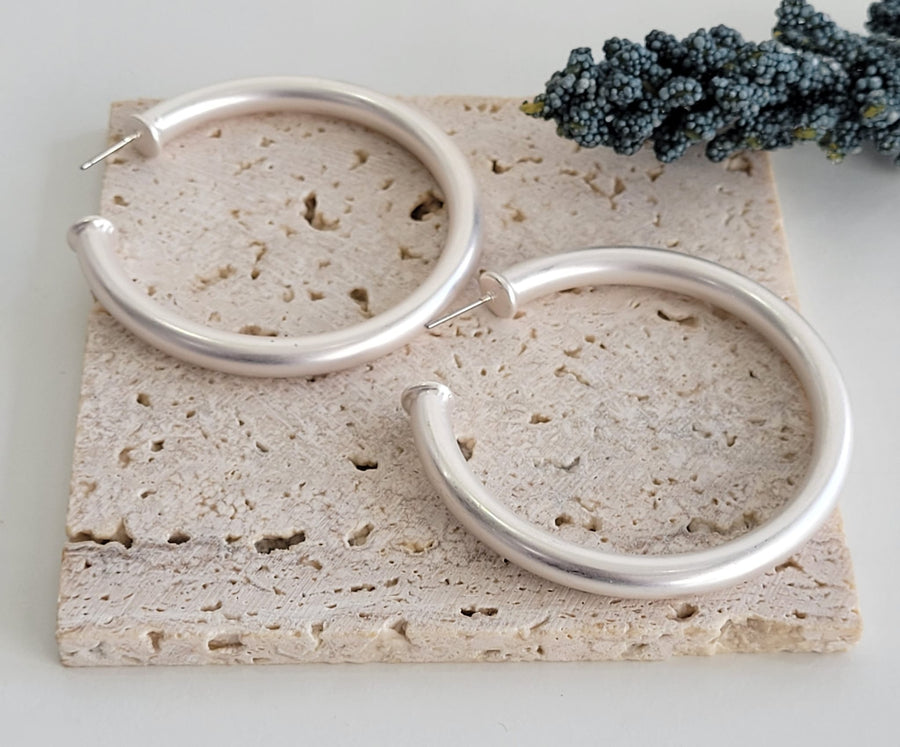 Yara Hoop Earrings