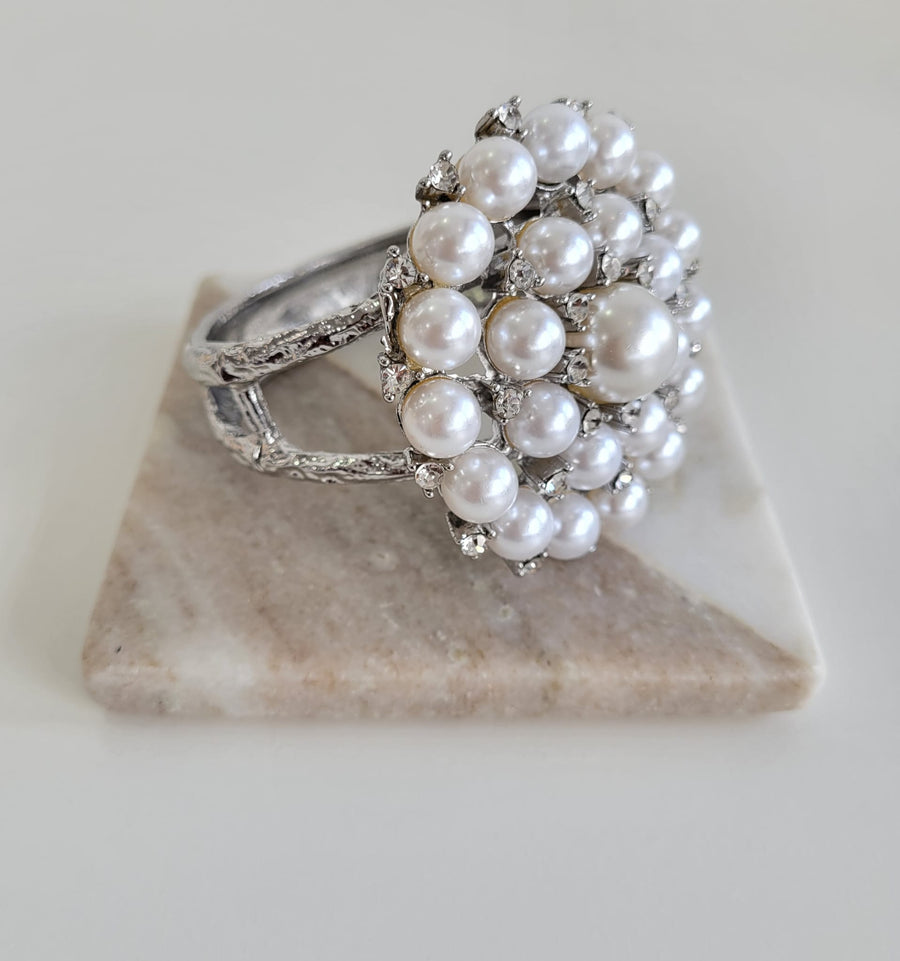 Elisa Pearl Bracelet