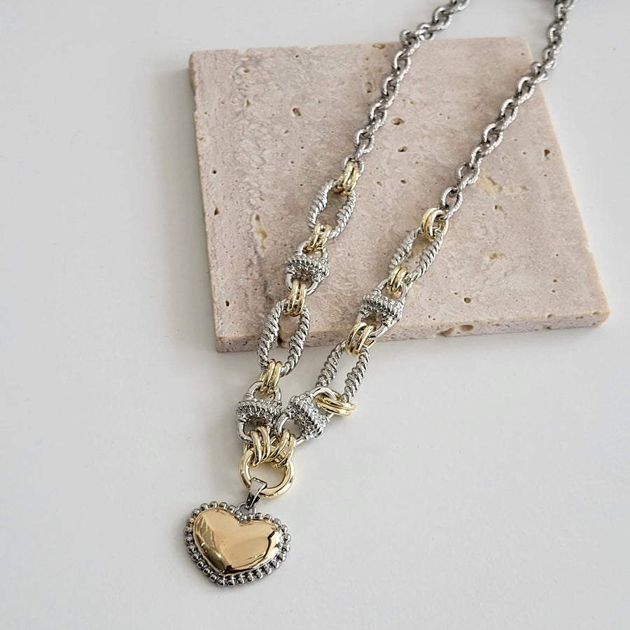 Vera Necklace