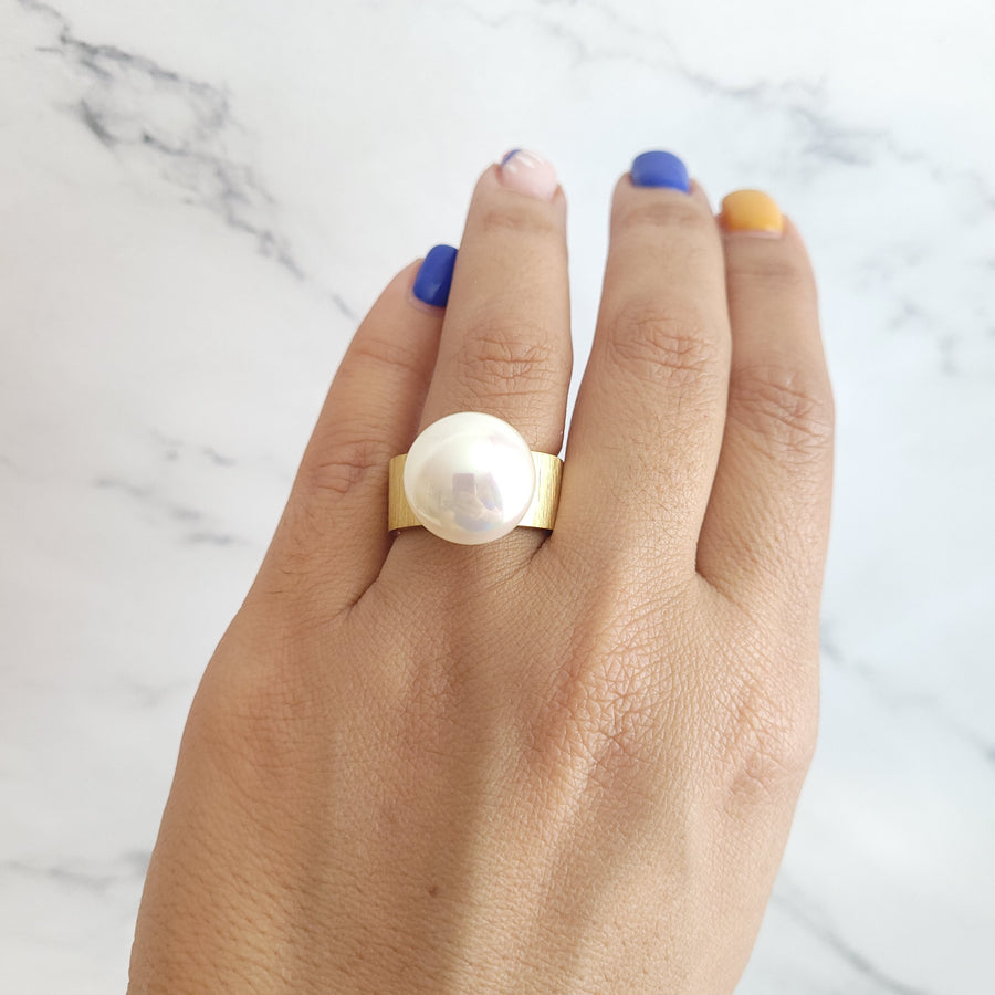 Gold Big Pearl Ring